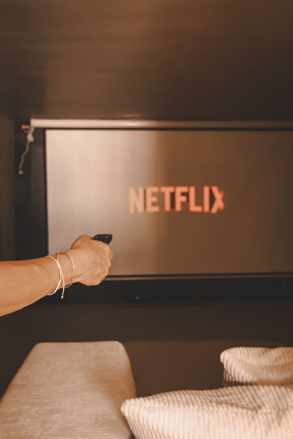 L'écran 4K de la salle de cinéma privative